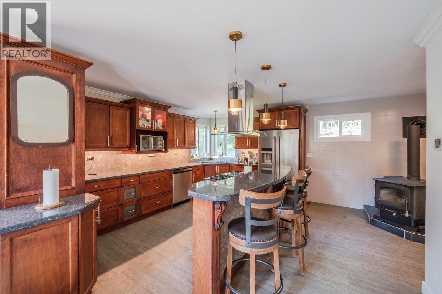 842 Grand Oro Road, Interior REALTORS® — photo 3