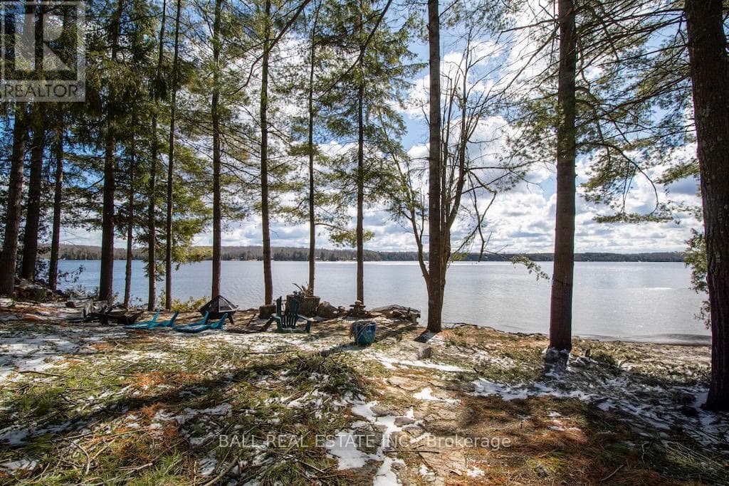 2077 WHITE LAKE ROAD W, Central Lakes — photo 4