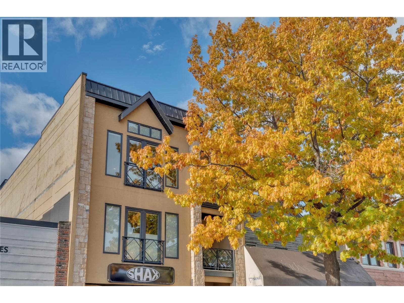 255 Main Street Unit# 301 in 