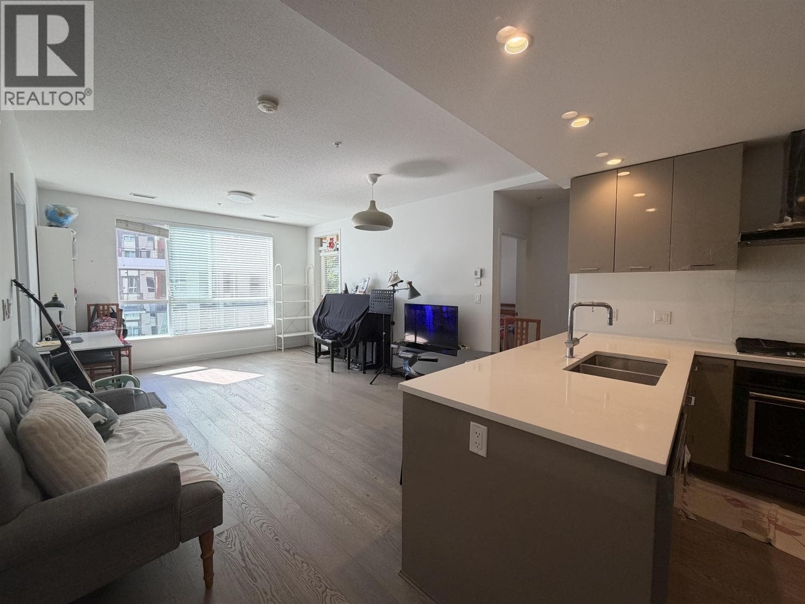 417 3581 ROSS DRIVE, Greater Vancouver — photo 4