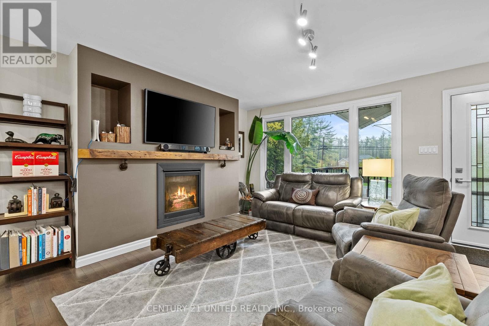 1746 LAKEHURST ROAD, Central Lakes — photo 5