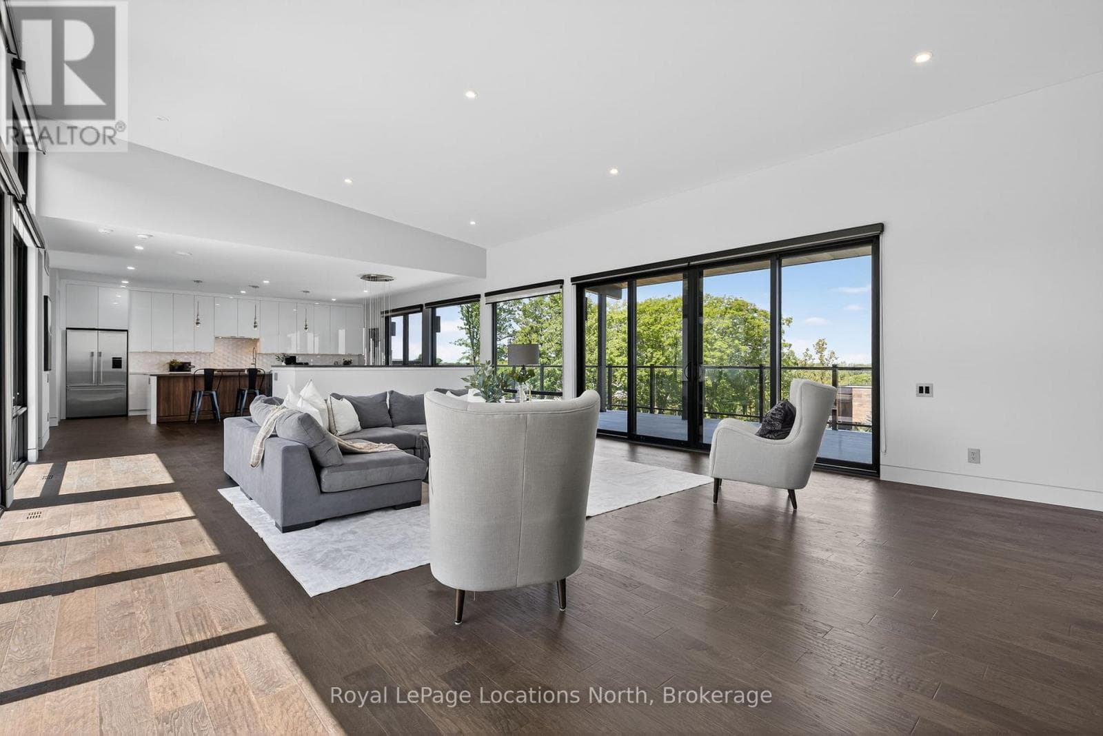 116 COURCHEVEL CRESCENT, OnePoint — photo 4