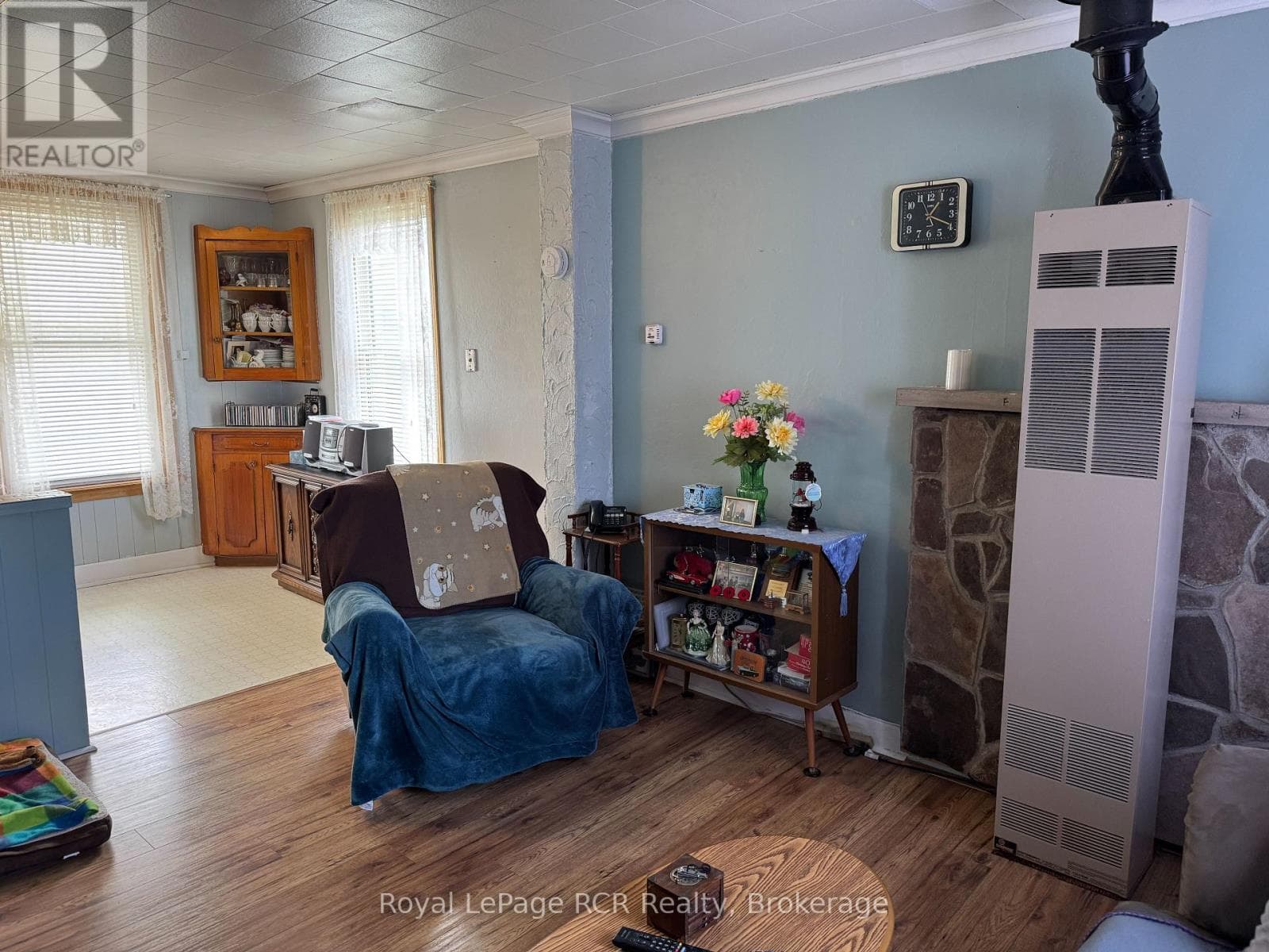 381 14TH STREET W, OnePoint — photo 3