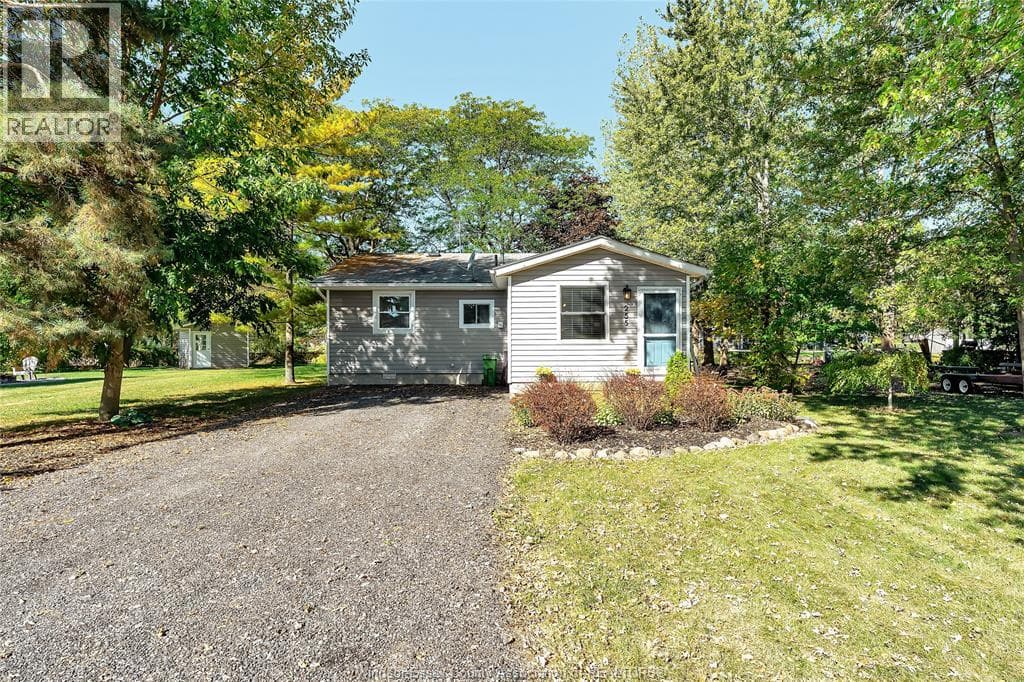 255 EDWARD ROAD, Windsor — photo 2