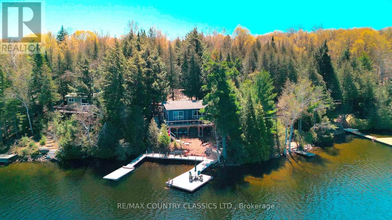 204 BLUE HERON LANE in 