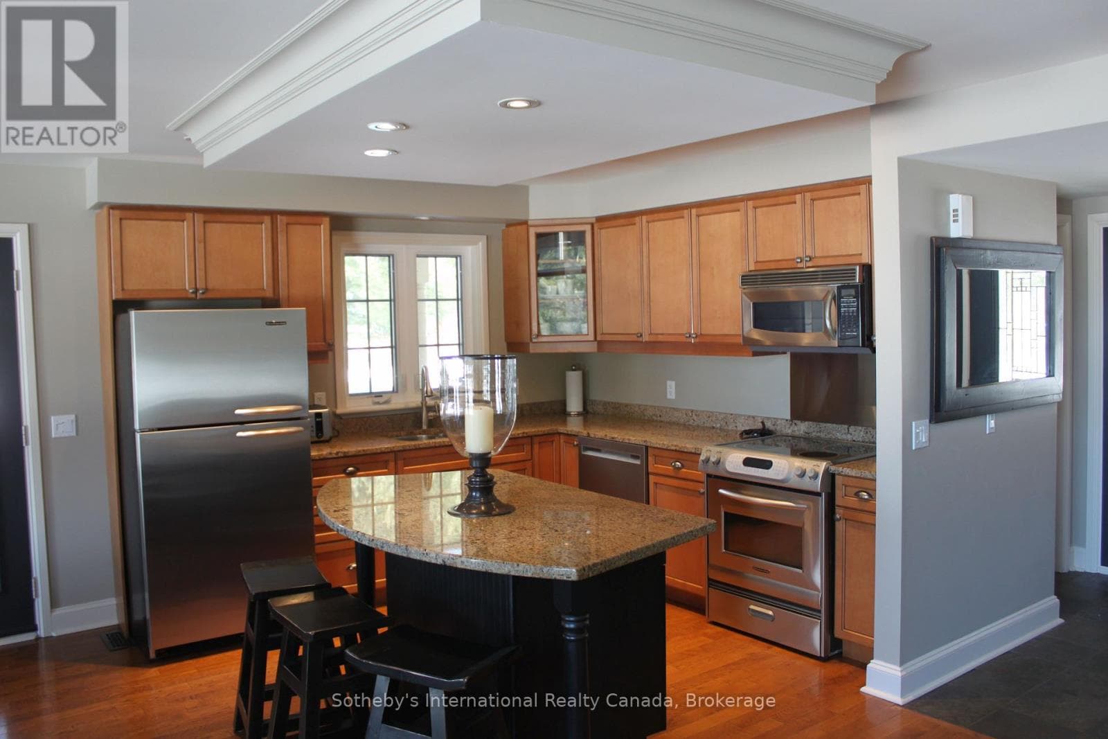 C4 W9 - 3876 MUSKOKA ROAD 118 ROAD W, OnePoint — photo 2
