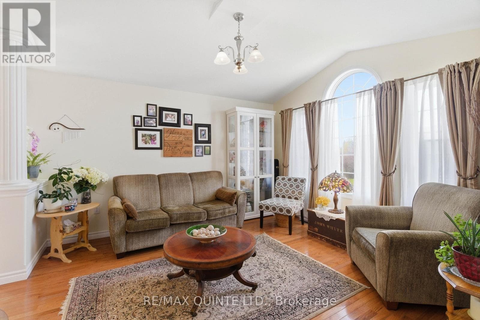 99 MCKENZIE STREET, Central Lakes — photo 5