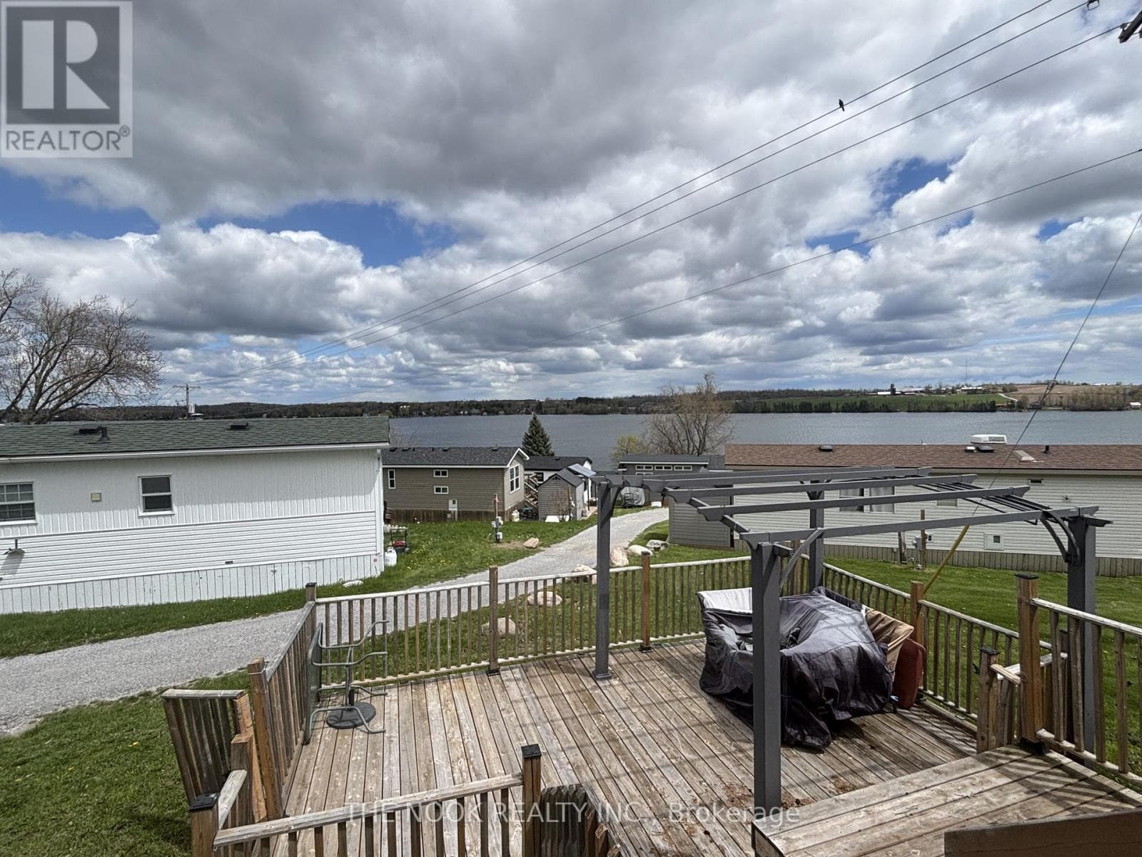 UNIT #1 MARINA CRESCENT - 920 SKYLINE ROAD, Central Lakes — photo 3