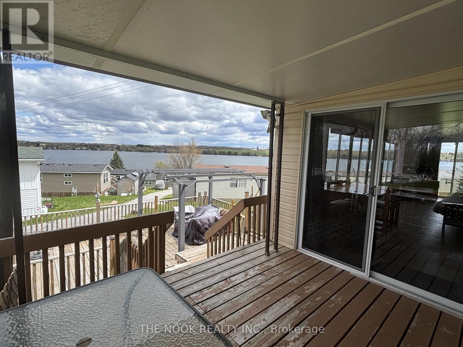 UNIT #1 MARINA CRESCENT - 920 SKYLINE ROAD, Central Lakes — photo 4