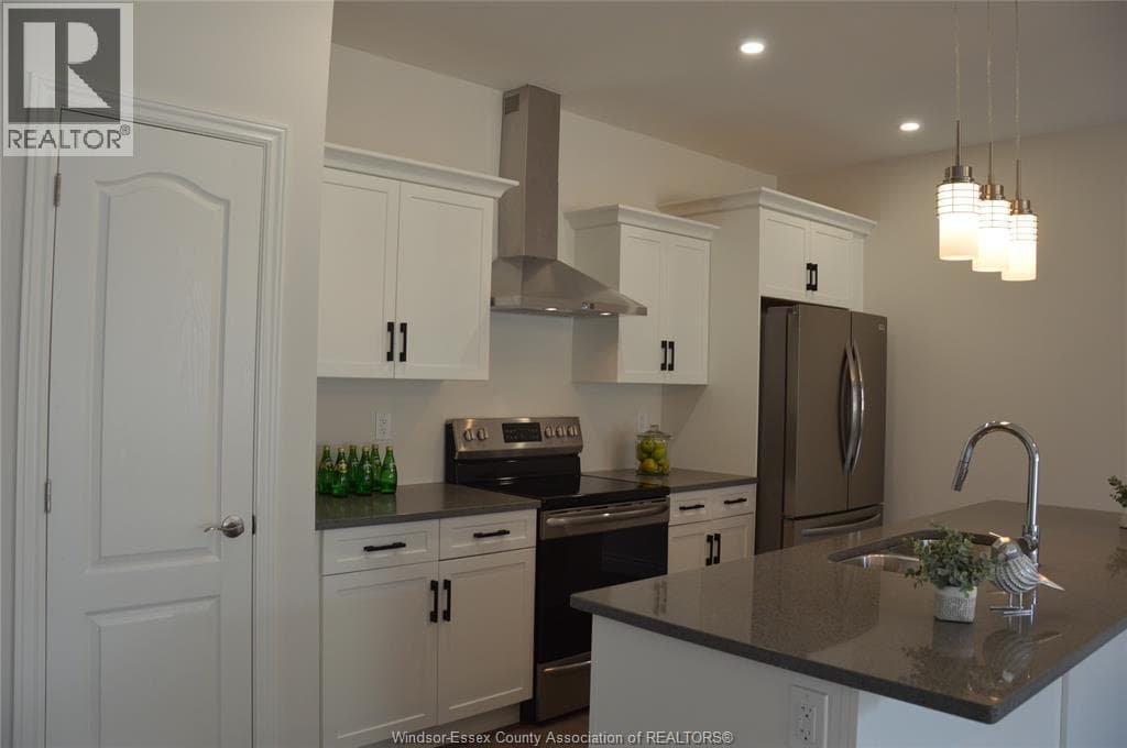 48 CALLAMS BAIE CRESCENT, Windsor — photo 4