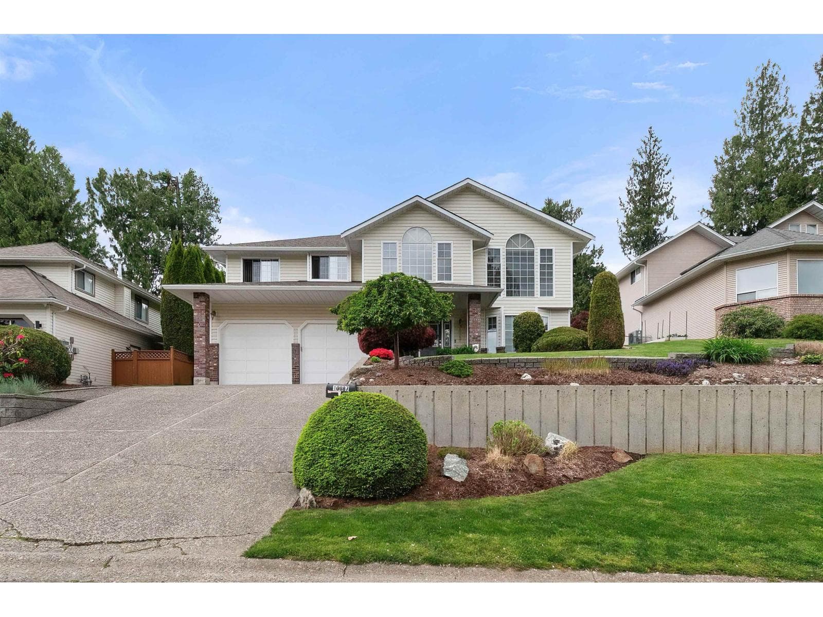 10087 IMPERIAL STREET, Little Mountain in Chilliwack Proper