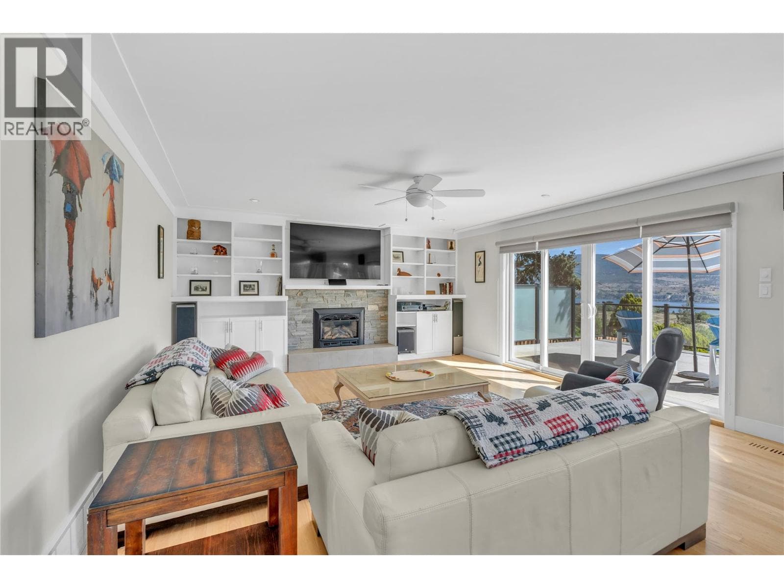 1213 Lambert Drive, Interior REALTORS® — photo 4