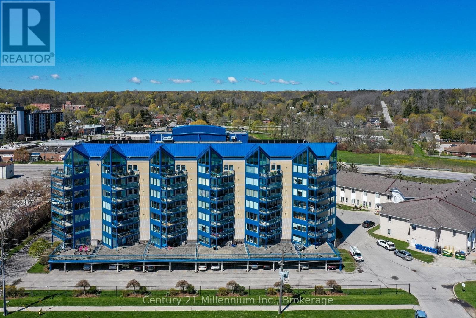 402 - 1455 2ND AVENUE W in 