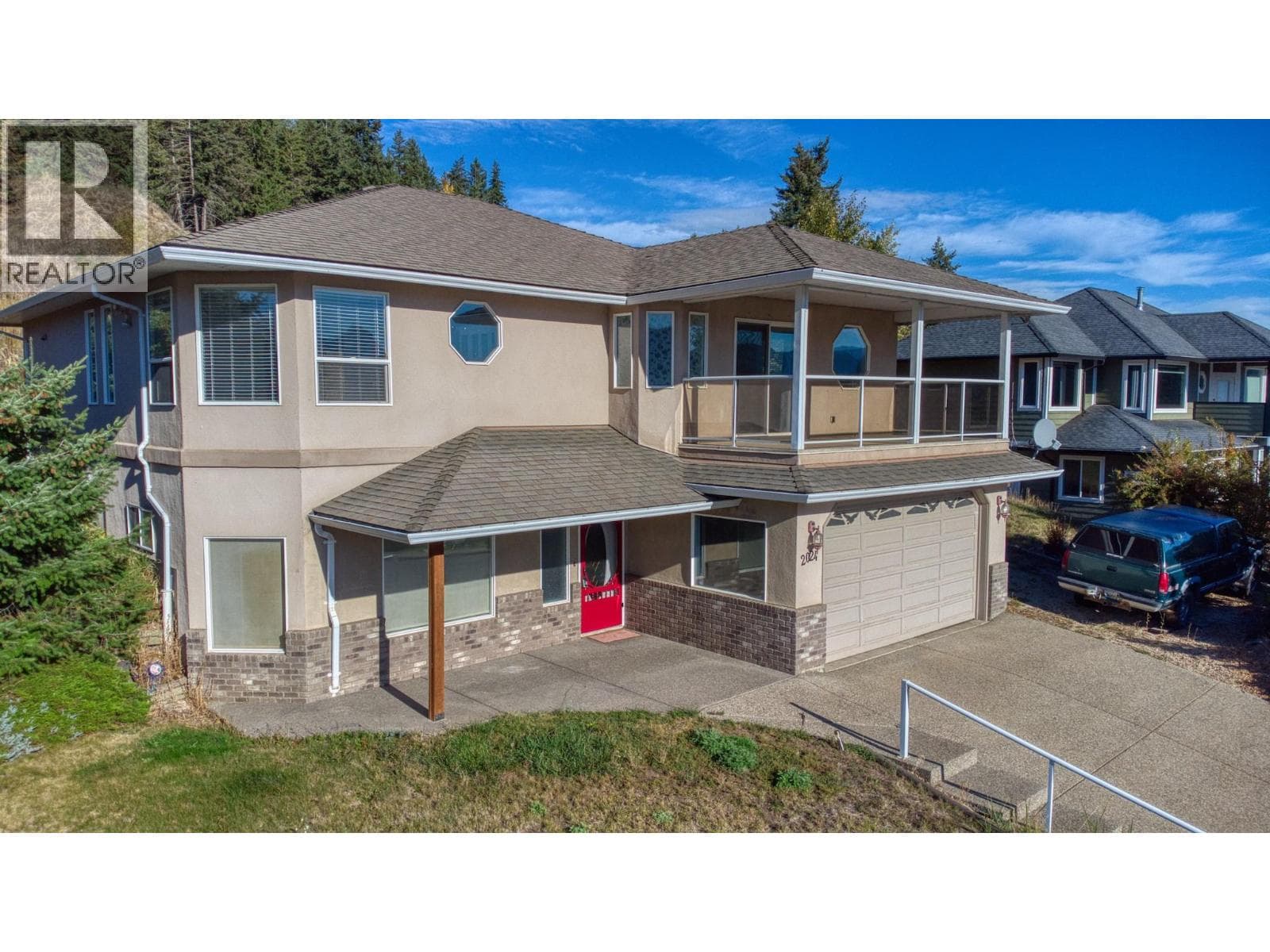 2024 MOUNTAIN VIEW AVENUE in 
