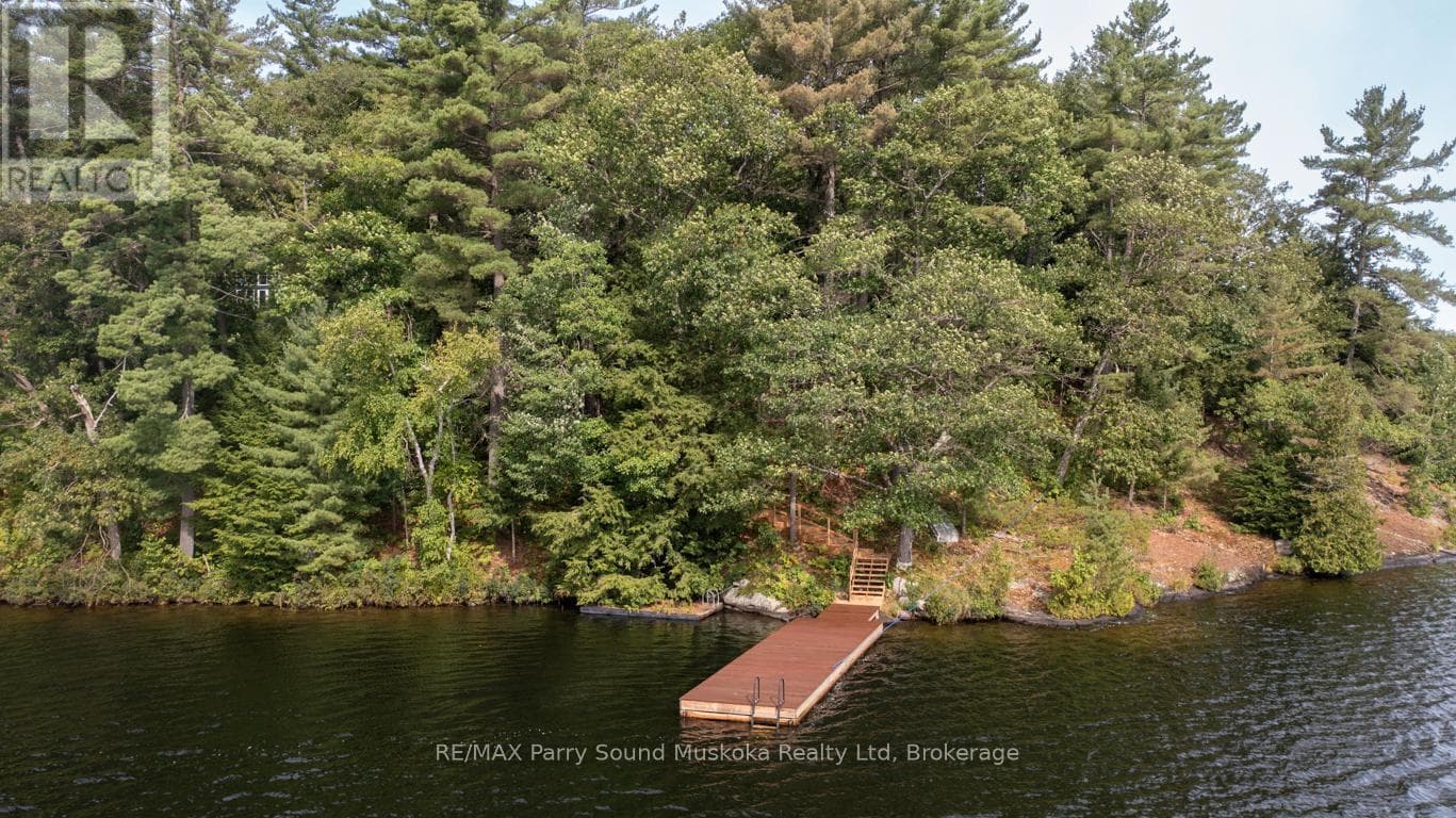 32A STERNER DRIVE, OnePoint — photo 2