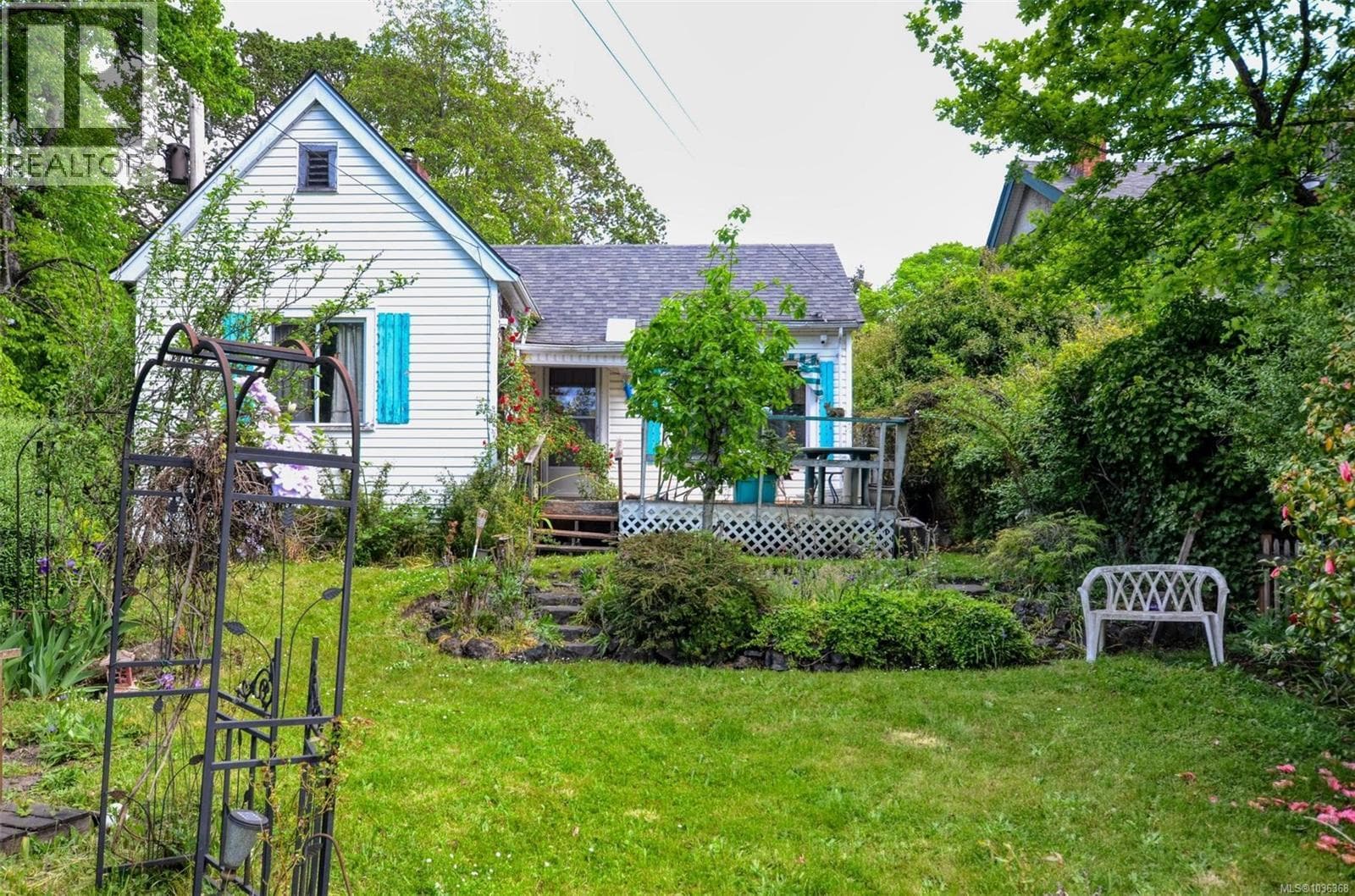 90 OBED AVENUE, Victoria — photo 4