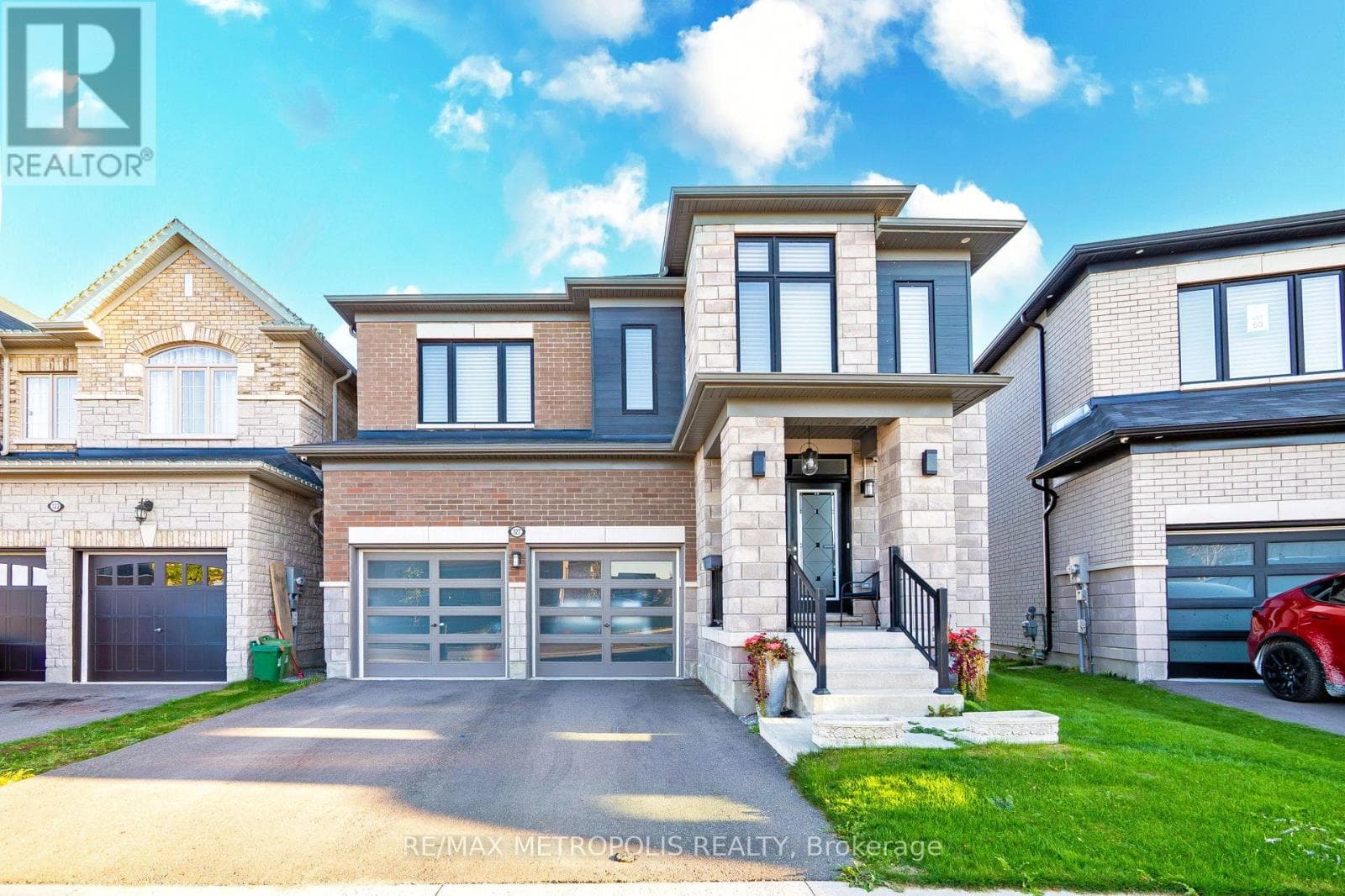 127 MCPHAIL AVENUE in 