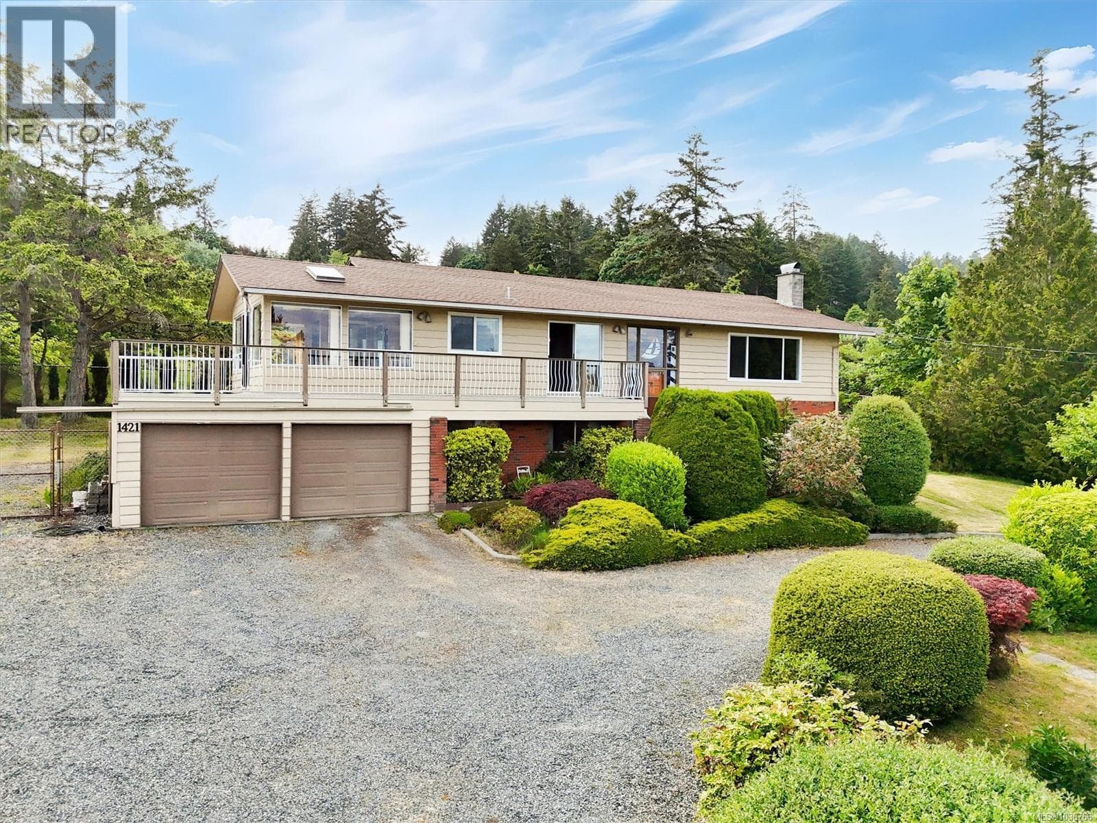 1421 Seaspray Blvd, Vancouver Island — photo 2