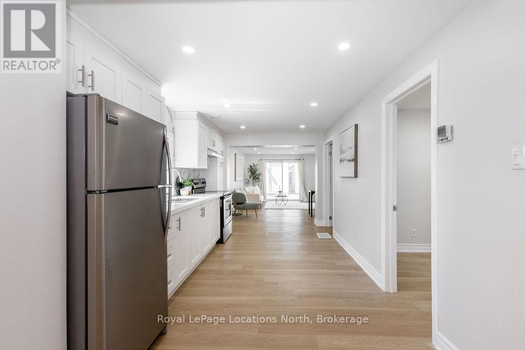 56 68TH STREET NORTH, OnePoint — photo 2