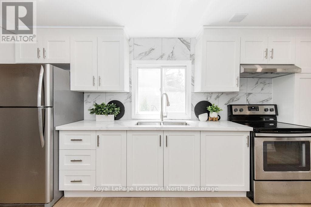 56 68TH STREET NORTH, OnePoint — photo 4