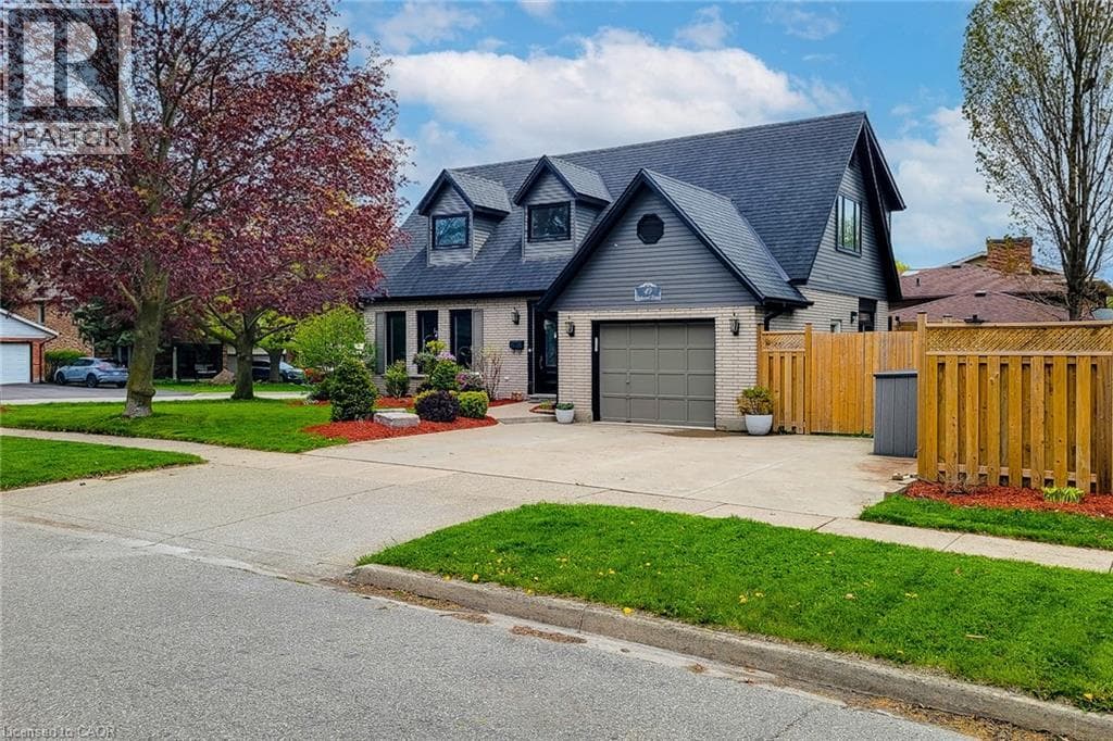 49 ASHWOOD DRIVE, Cornerstone — photo 4