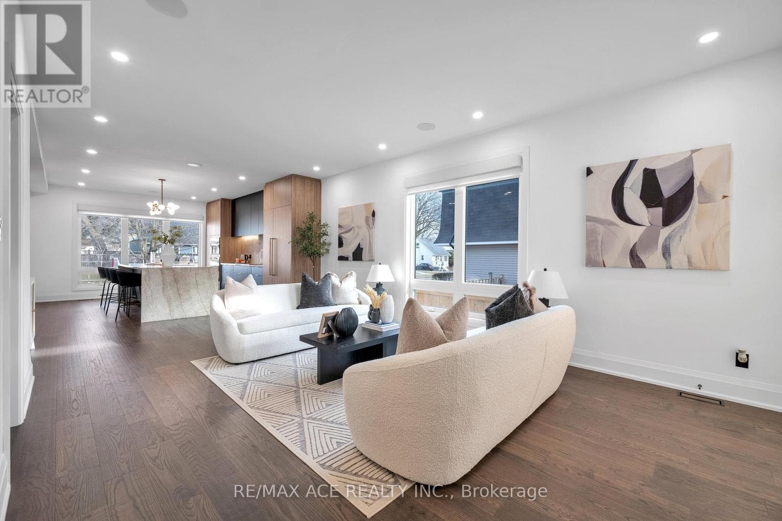19 BURCHER ROAD, Toronto — photo 4