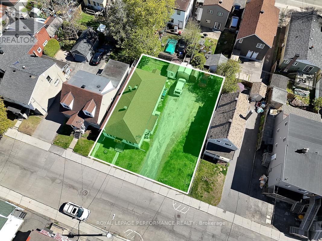 228 CARILLON STREET in VANIER NORTH