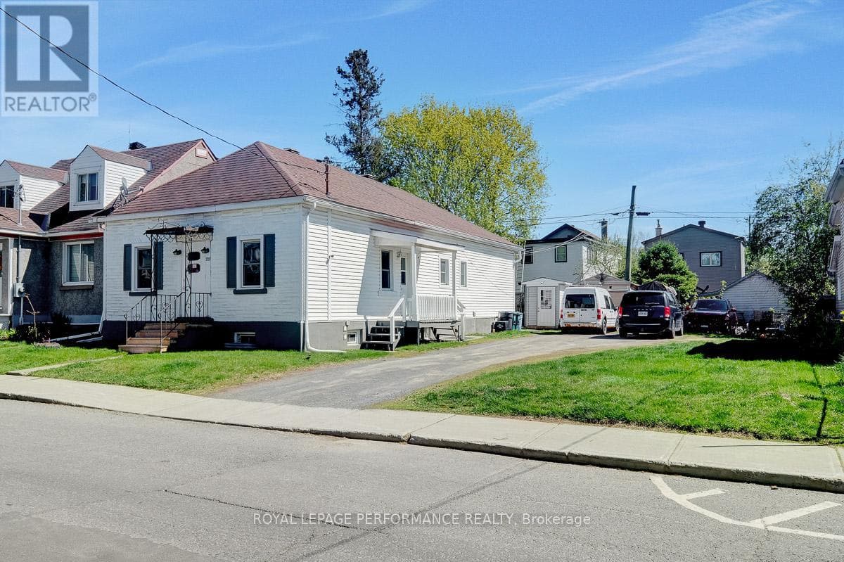 228 CARILLON STREET, Ottawa — photo 2