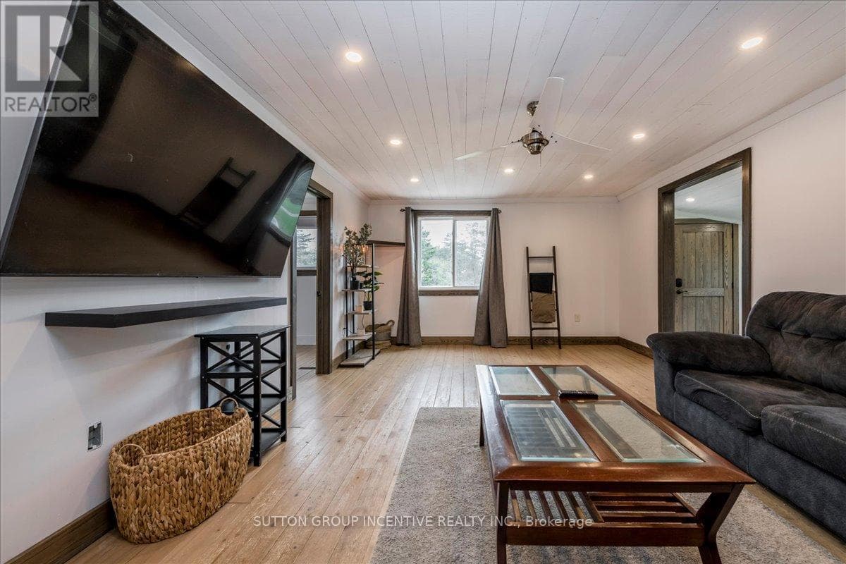 1823 COOPERS FALLS ROAD, Toronto — photo 3
