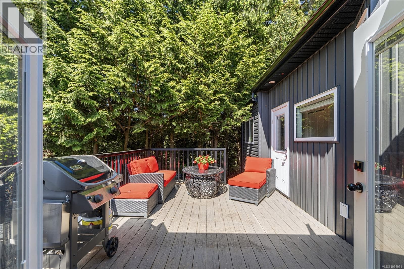 1116 Woss Lake Dr SE, Vancouver Island — photo 5