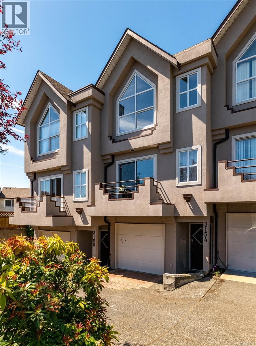 3154 WASHINGTON AVENUE in Burnside