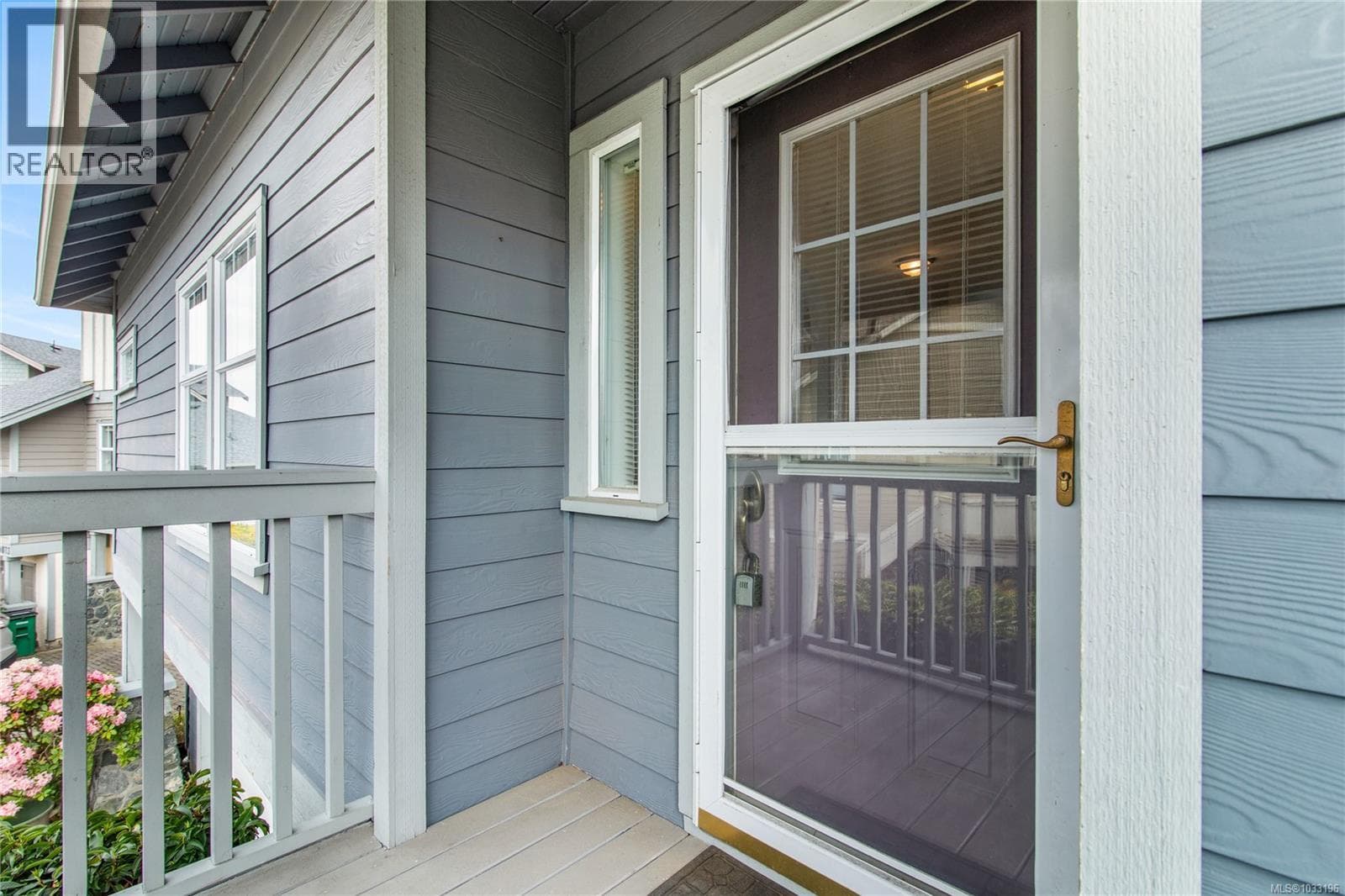 4 4073 Blackberry Lane, Victoria — photo 4