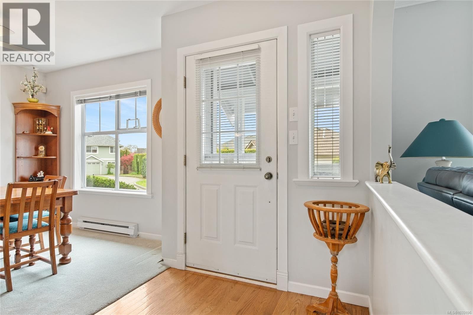 4 4073 Blackberry Lane, Victoria — photo 5