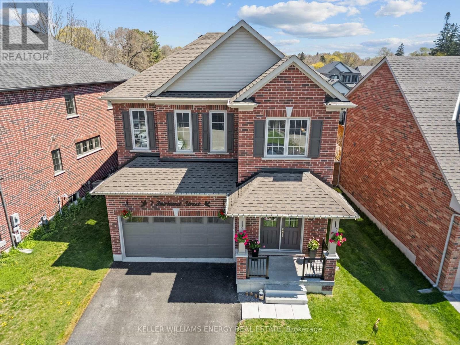 7 FAIRHURST STREET in 