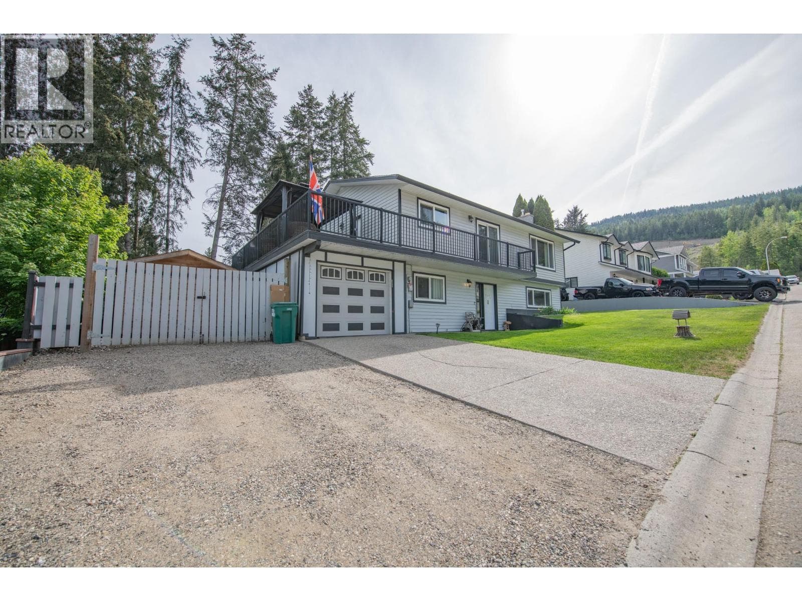 2250 Leblanc Street, Interior REALTORS® — photo 3