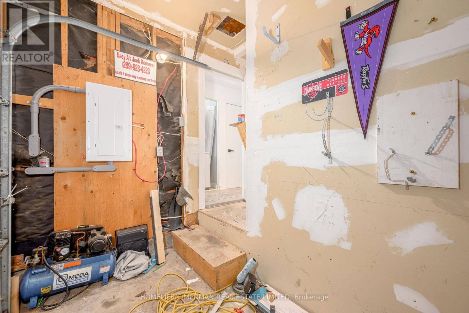 123 ALBERT STREET S, Toronto — photo 4