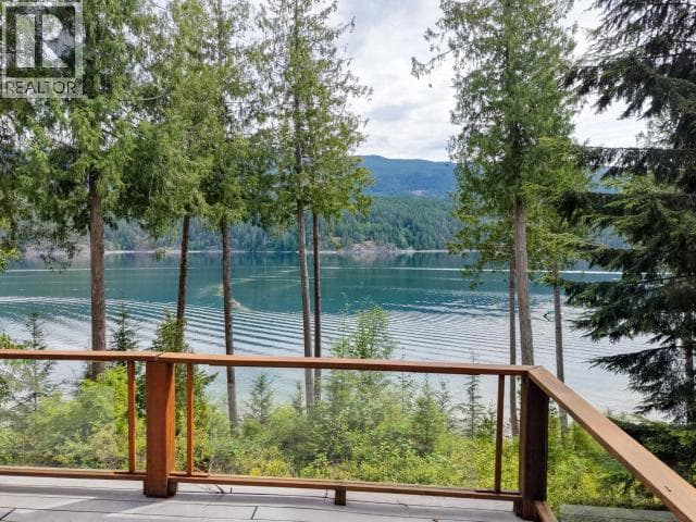 10826 MARINERS WAY, Powell River — photo 3
