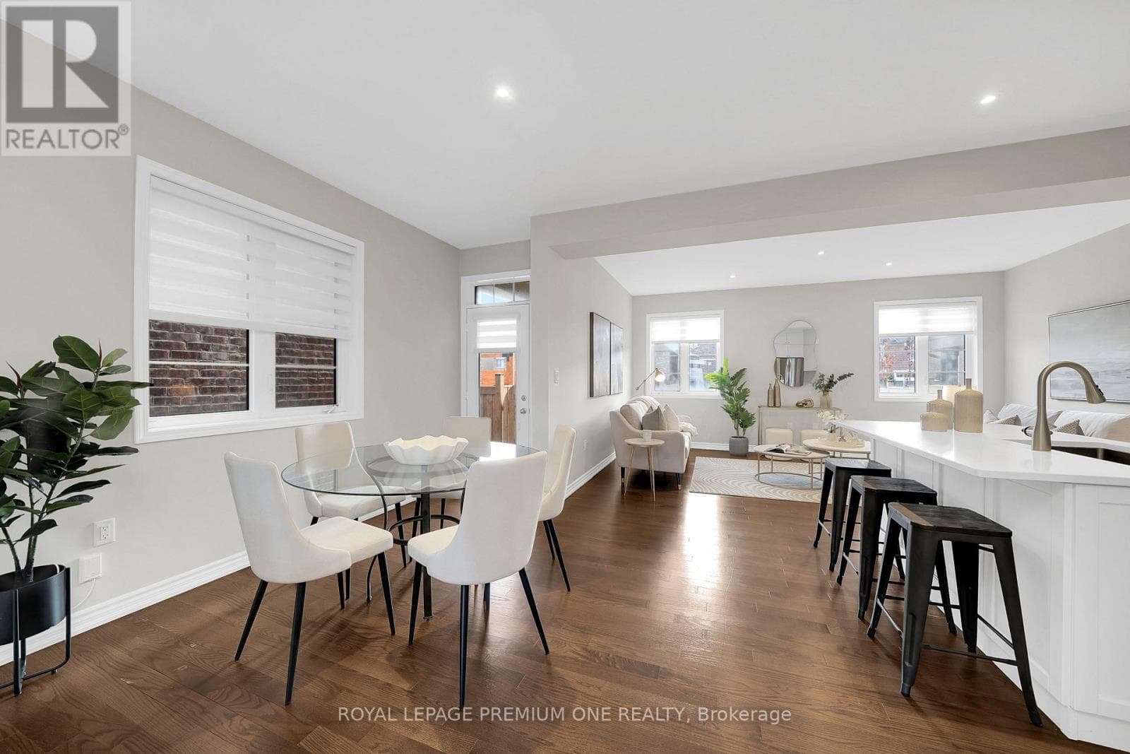 53 MCMICHAEL AVENUE, Toronto — photo 3
