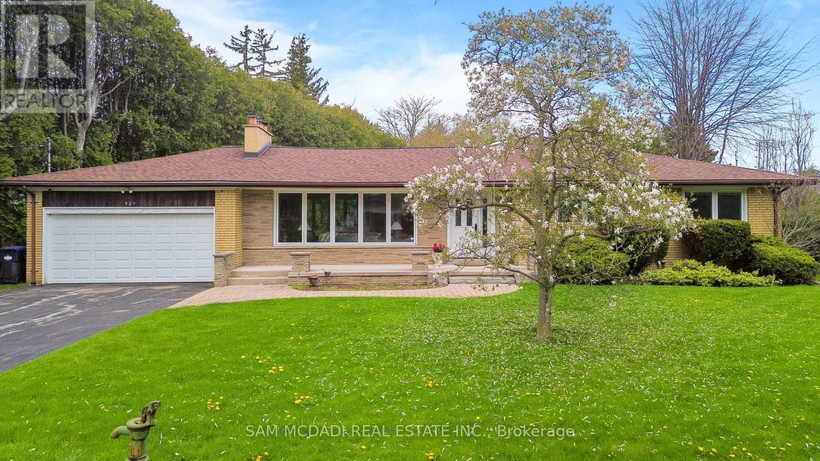 521 VANESSA CRESCENT, Toronto — photo 2