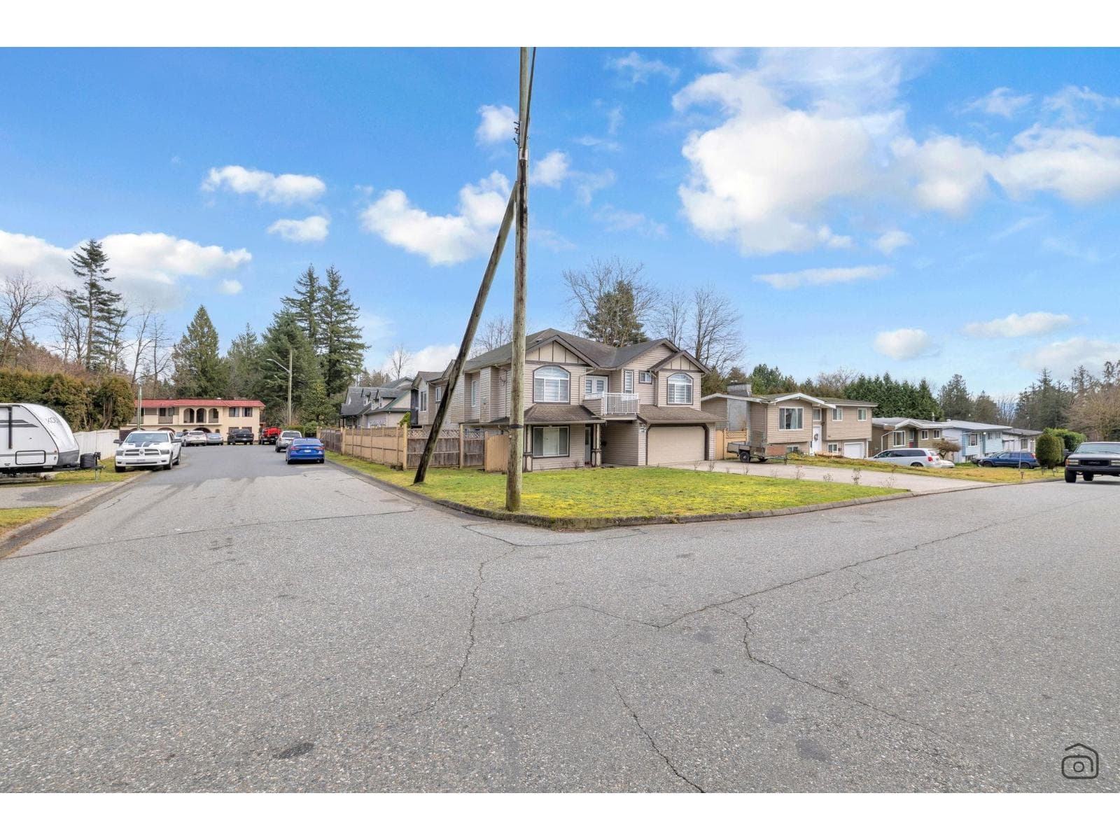 7480 LEE STREET, Fraser Valley — photo 3