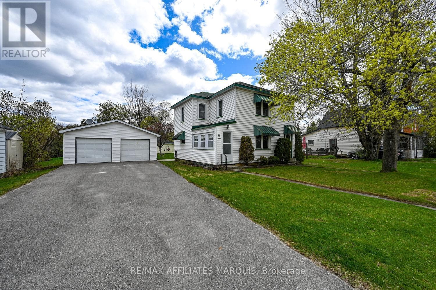 39 MERRICK STREET, Ottawa — photo 2
