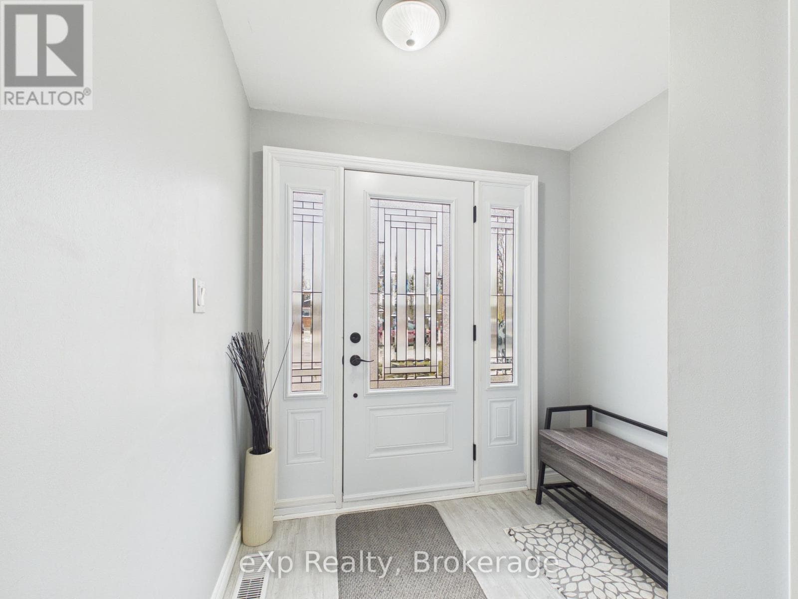 1 CENTENNIAL DRIVE, OnePoint — photo 4
