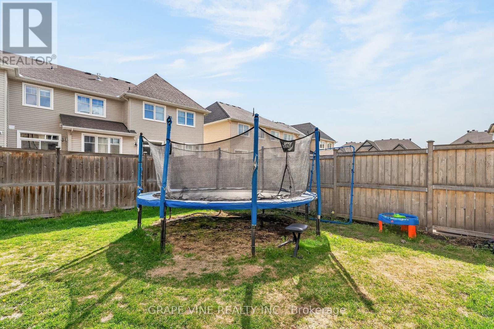 834 CEDAR CREEK DRIVE, Ottawa — photo 4