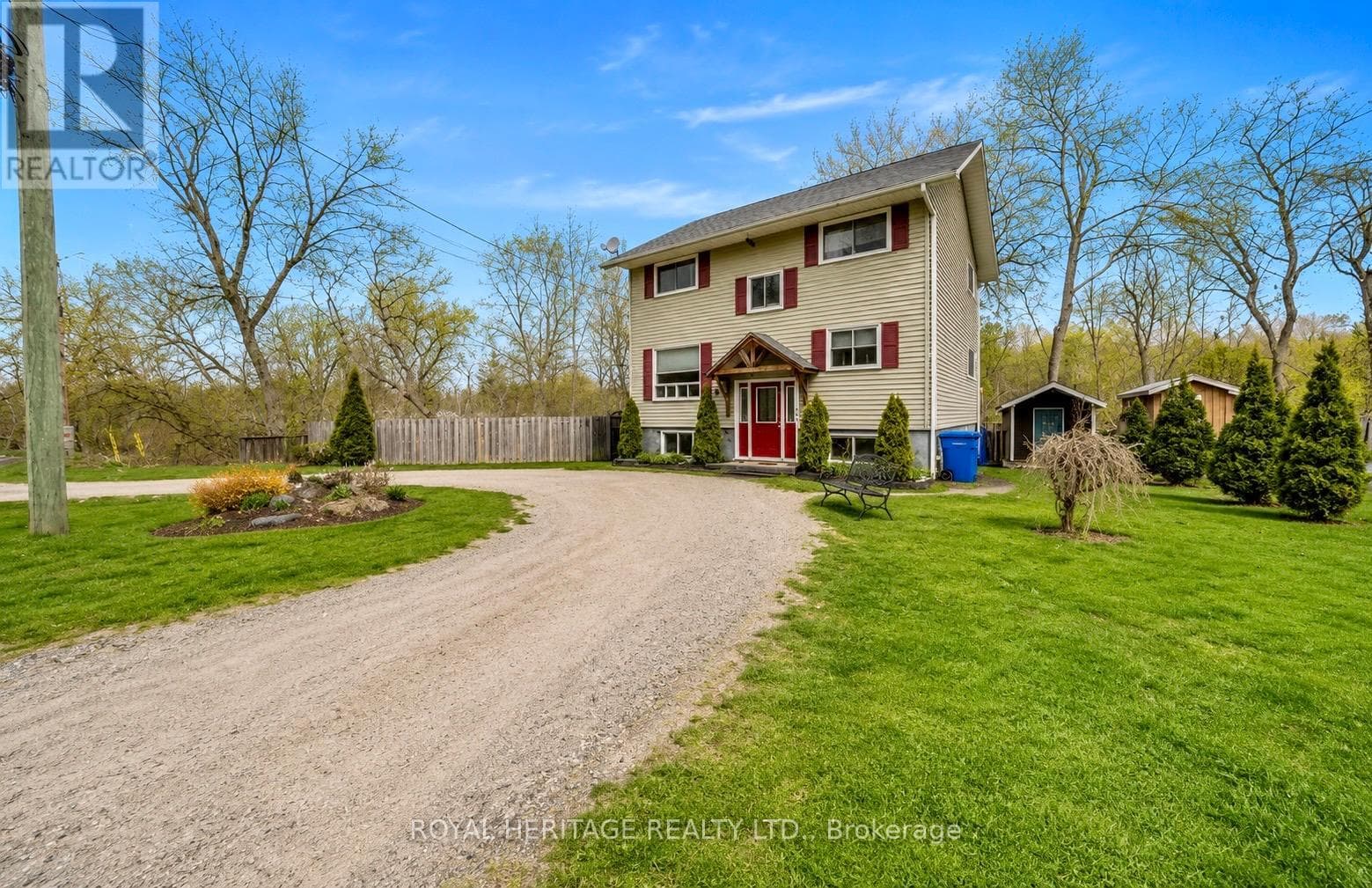 51 ROBERT STREET, Central Lakes — photo 2