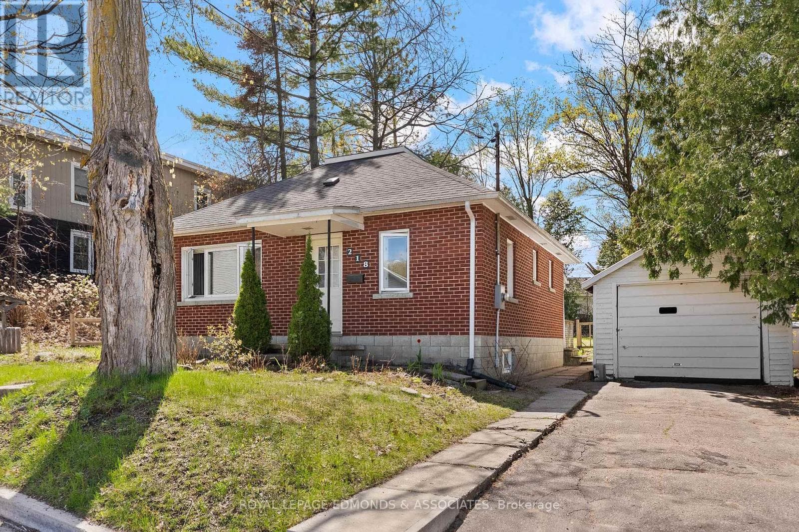 218 FRASER STREET in 