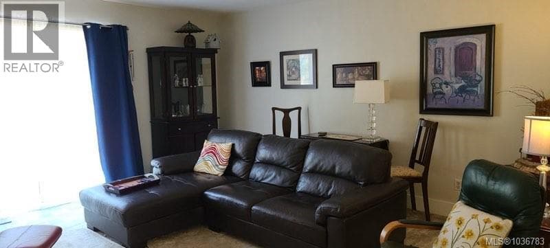 2262 GRAFTON AVENUE, Vancouver Island — photo 4