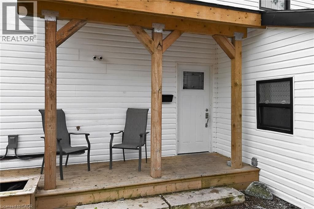 27 CAYUGA STREET NORTH, Cornerstone — photo 3