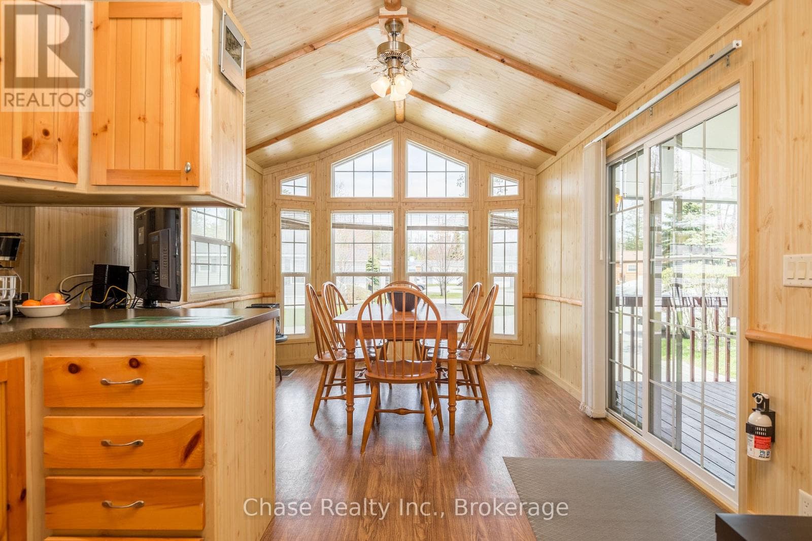 38 TEMAGAMI TRAIL, Oakville-Milton — photo 4