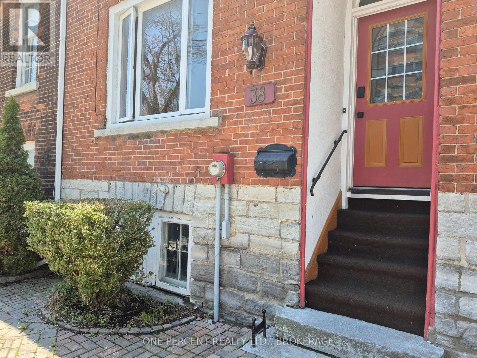 38 LOWER UNION STREET, Kingston — photo 3