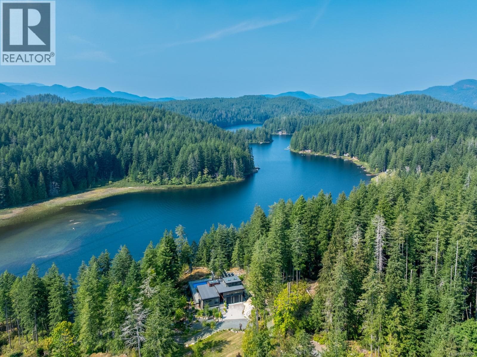 2643 SURGE NARROWS ROAD, Vancouver Island — photo 2